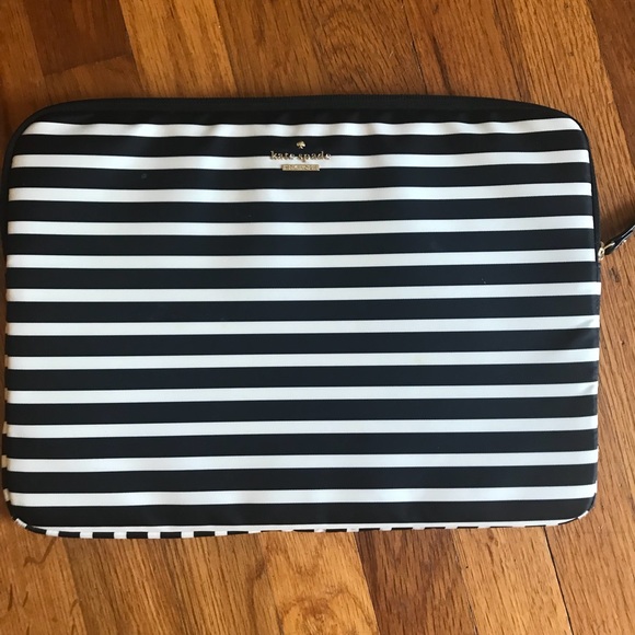 Amazon.com: kate spade new york Slim Sleeve for 13  Kate Spade 13” Laptop Sleeve